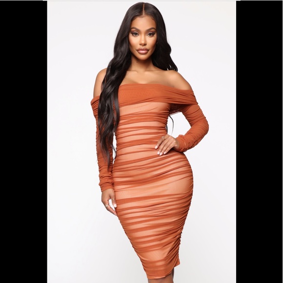NWT FASHION NOVA Ready In A Ruched Off Shoulder Midi Dress Rust / Nude XS - Picture 4 of 6